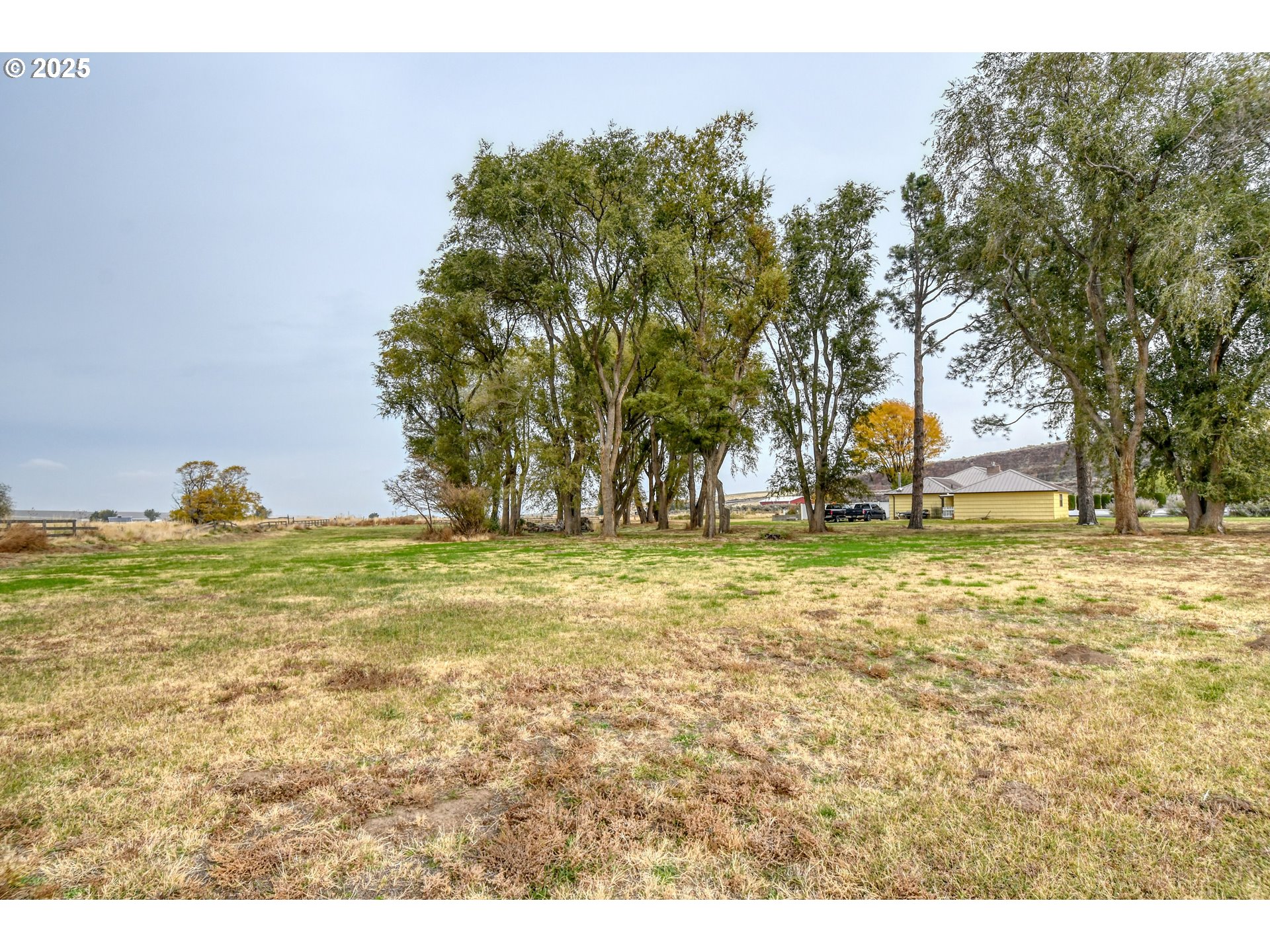 70930 Highway 207 Echo, OR 97826 - Photo 45 of 48 a view of outdoor space with playground