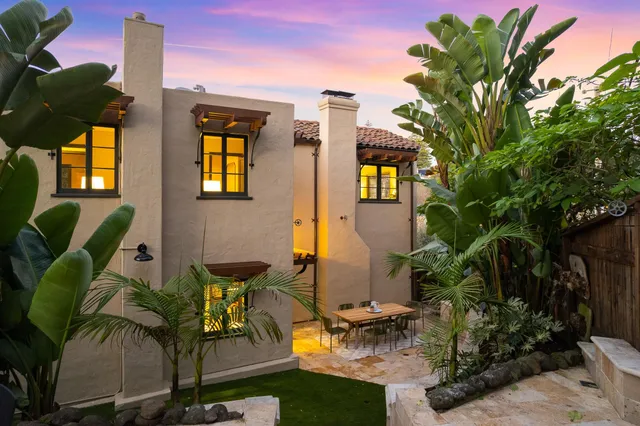 $1,589,000 | 1077 Trestle Glen Road, Oakland, CA 94610