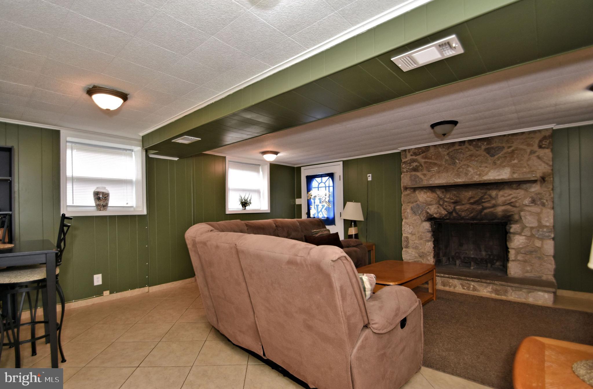 2770 East County Line Road Hatboro, PA 19040 - Photo 28 of 43 Gallery Image 28