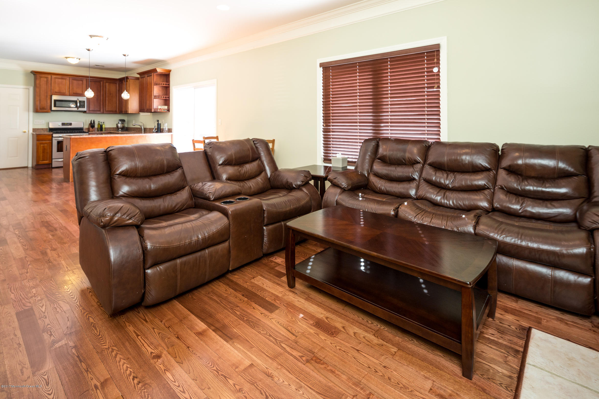 30 Perry Street Keyport, NJ 07735 - Photo 4 of 20 Living Room