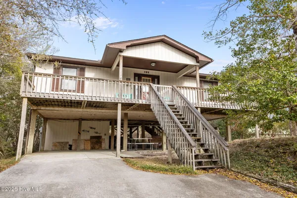 $685,000 | 128 Doe Drive, Emerald Isle, NC 28594
