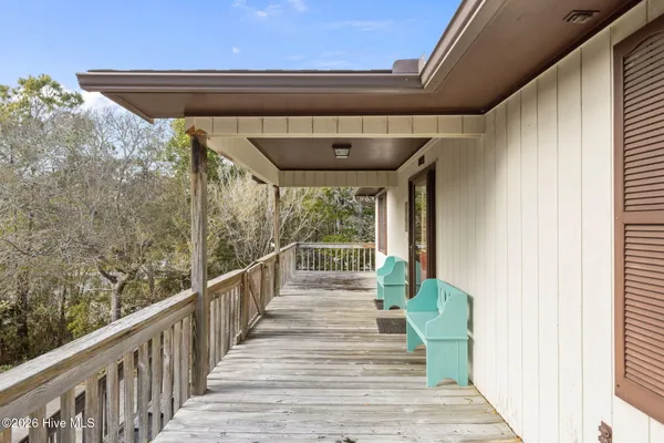 $685,000 | 128 Doe Drive, Emerald Isle, NC 28594