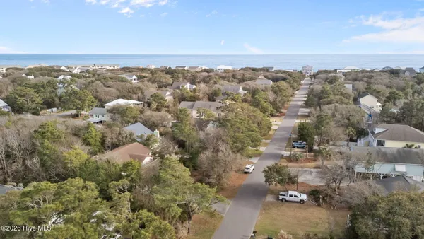 $685,000 | 128 Doe Drive, Emerald Isle, NC 28594