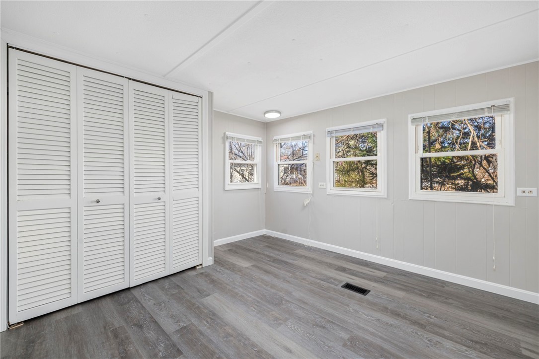 12 Valiant Drive Coventry, RI 02816 - Photo 19 of 33