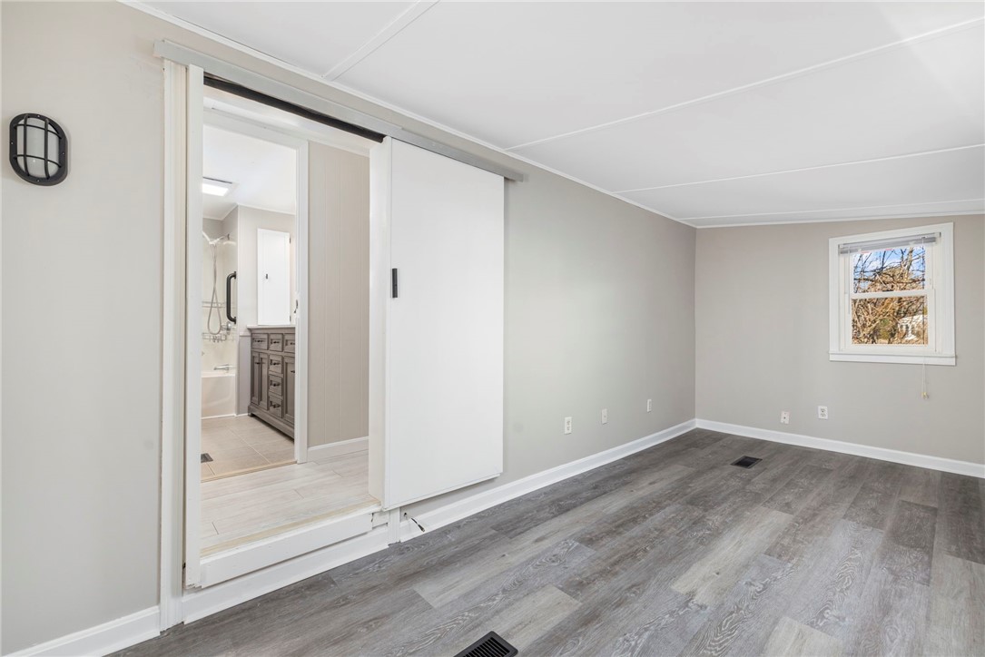 12 Valiant Drive Coventry, RI 02816 - Photo 23 of 33