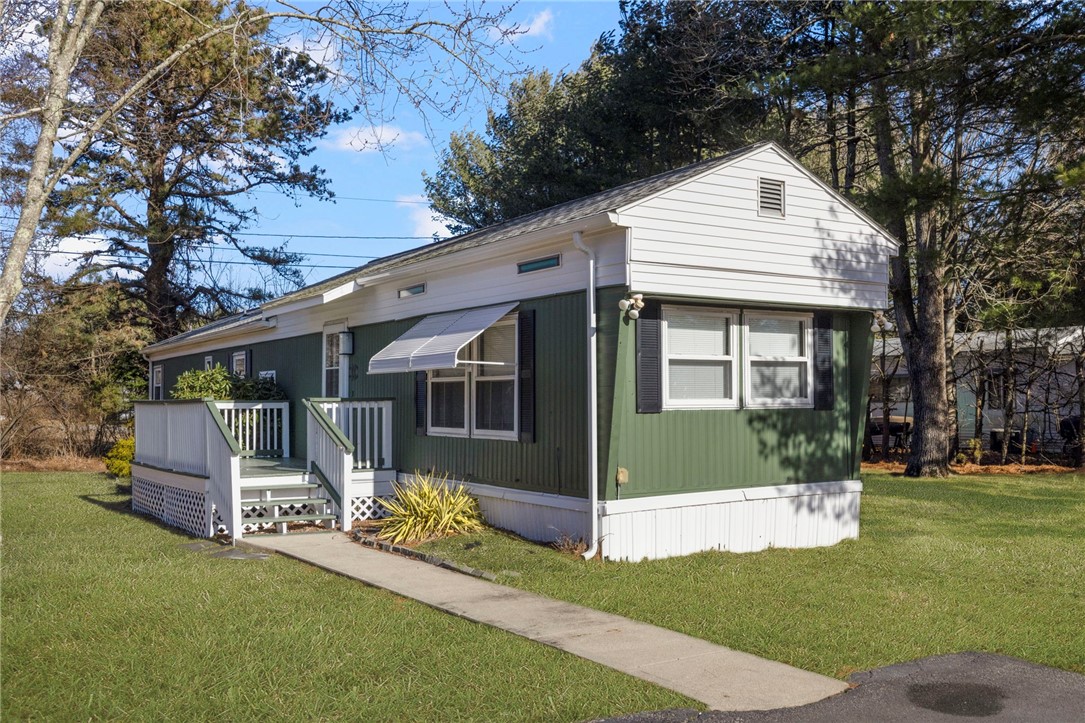 12 Valiant Drive Coventry, RI 02816 - Photo 32 of 33