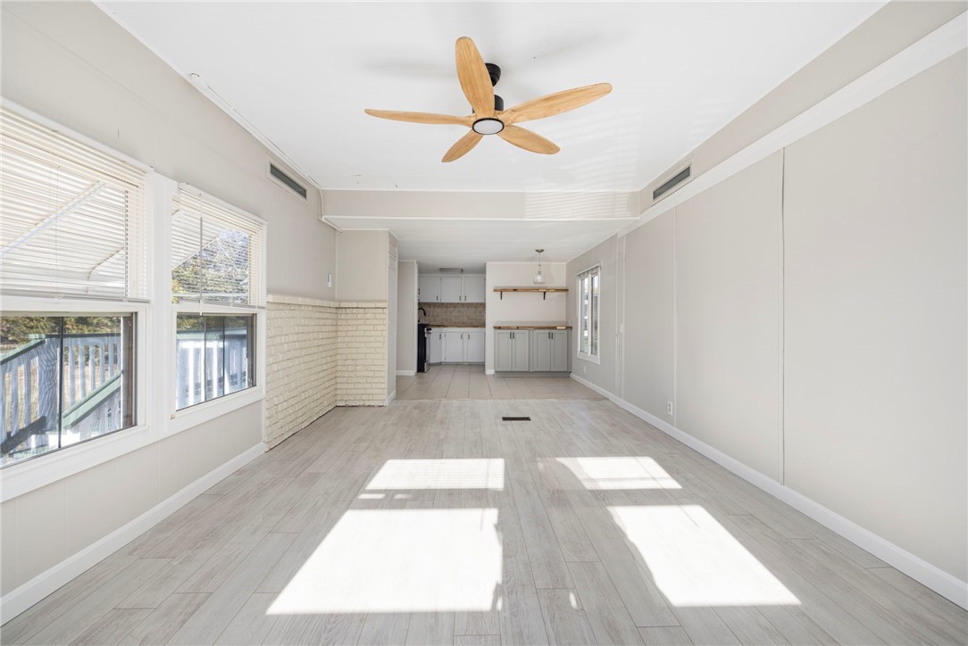 12 Valiant Drive Coventry, RI 02816 - Photo 9 of 33