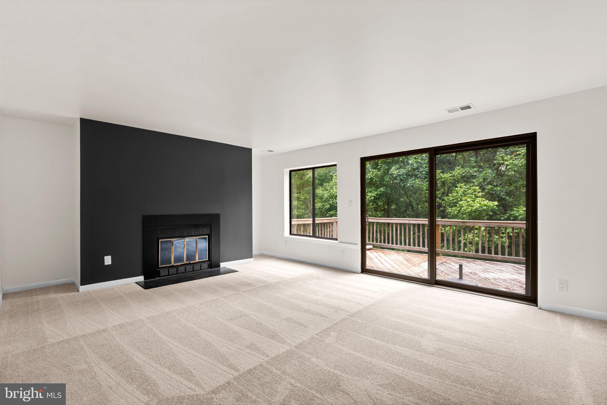 5564 Vantage Point Road Columbia, MD 21044 - Photo 5 of 48 Living room