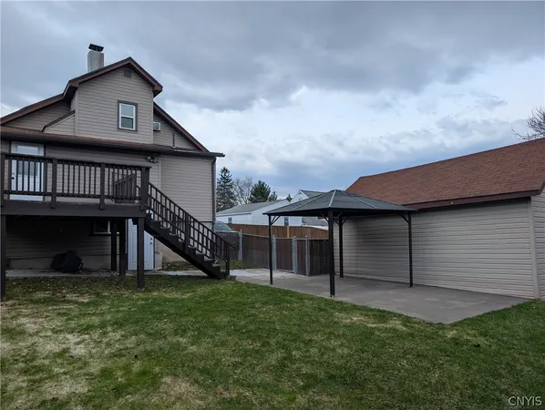 $189,900 | 116 Berwick Road North, Salina, NY 13208