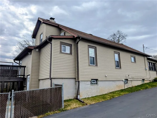 $189,900 | 116 Berwick Road North, Salina, NY 13208