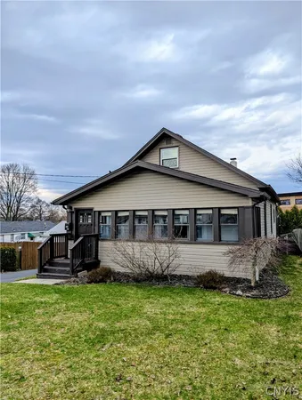 $189,900 | 116 Berwick Road North, Salina, NY 13208