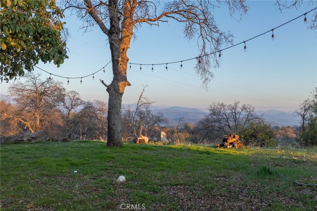 5153 Allred Road Mariposa, CA 95338 - Photo 35 of 41 a front view of a house with garden