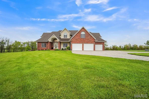 $624,900 | 6125 Moro Road, Moro, IL 62067