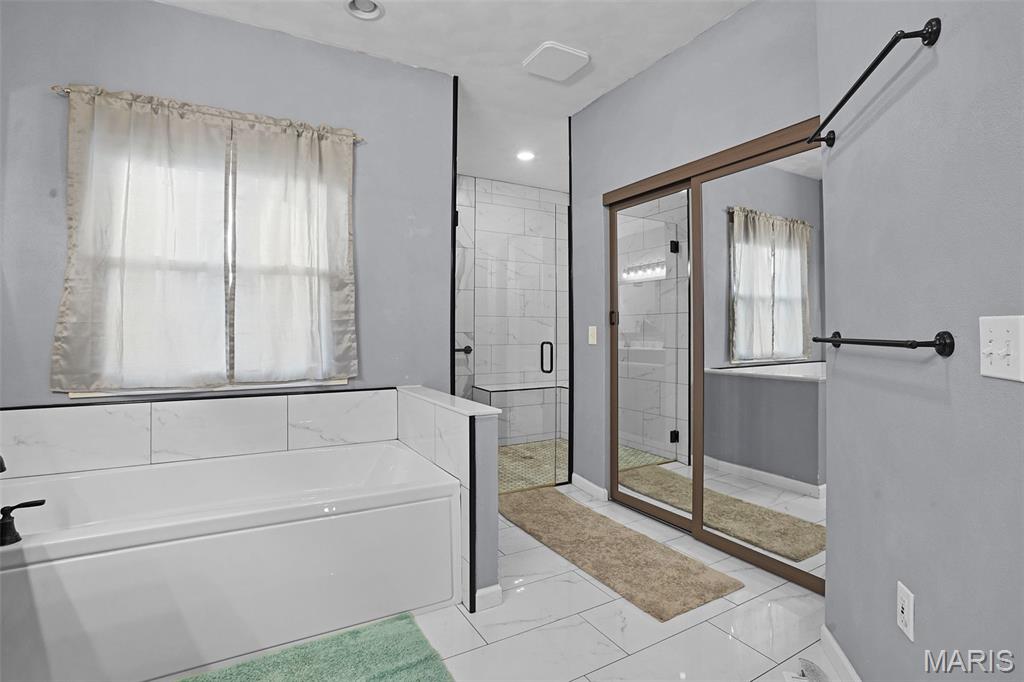 6125 Moro Road Moro, IL 62067 - Photo 12 of 35