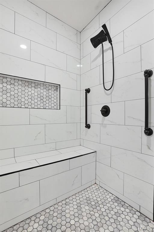 6125 Moro Road Moro, IL 62067 - Photo 13 of 35