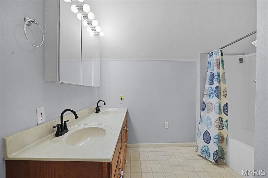 6125 Moro Road Moro, IL 62067 - Photo 25 of 35