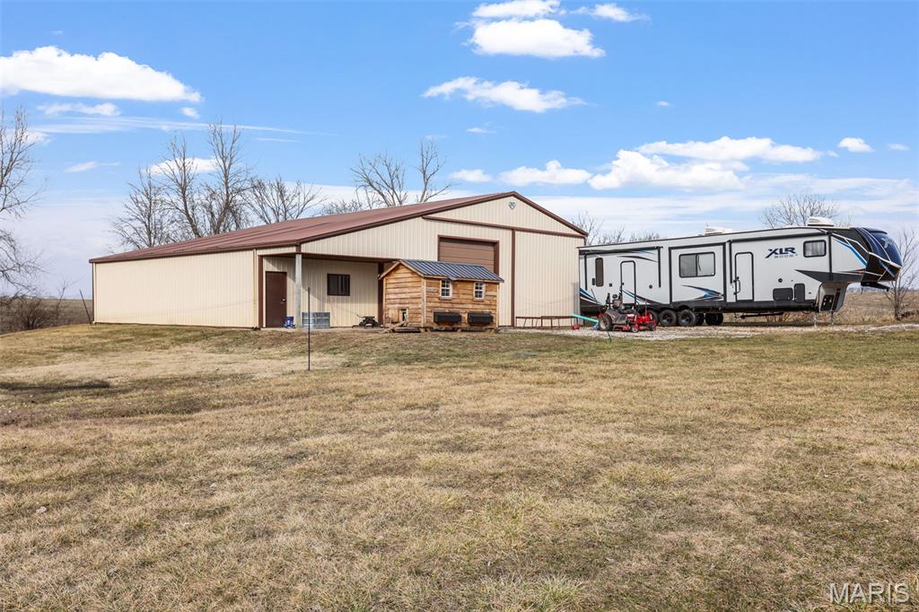 6125 Moro Road Moro, IL 62067 - Photo 27 of 35