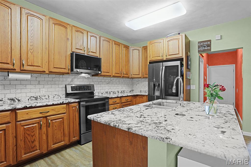 6125 Moro Road Moro, IL 62067 - Photo 7 of 35