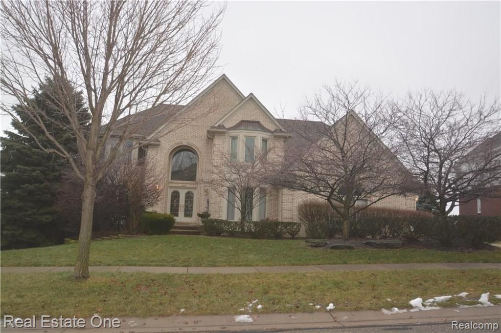 2019 Mapleridge Road Rochester Hills, MI 48309 - Photo 1 of 19