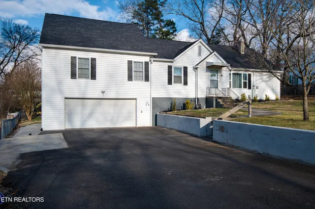 $585,000 | 415 Victor Drive, Knoxville, TN 37912