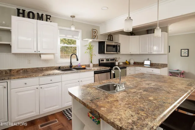 $585,000 | 415 Victor Drive, Knoxville, TN 37912