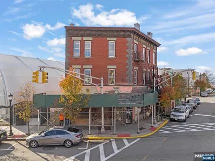 $649,000 | 733-735 6th Street, Union City, NJ 07087