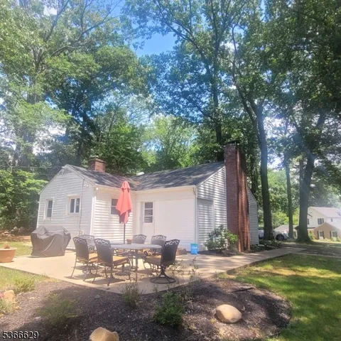 $425,000 | 1723 Highway 206, Skillman, NJ 08558