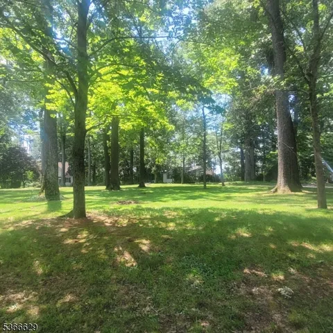 $425,000 | 1723 Highway 206, Skillman, NJ 08558