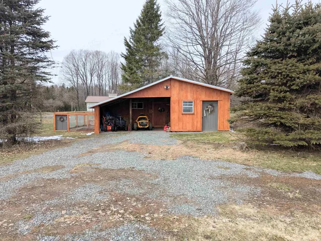 $434,950 | 691 Old Stone House Road, Brownington, VT 05860