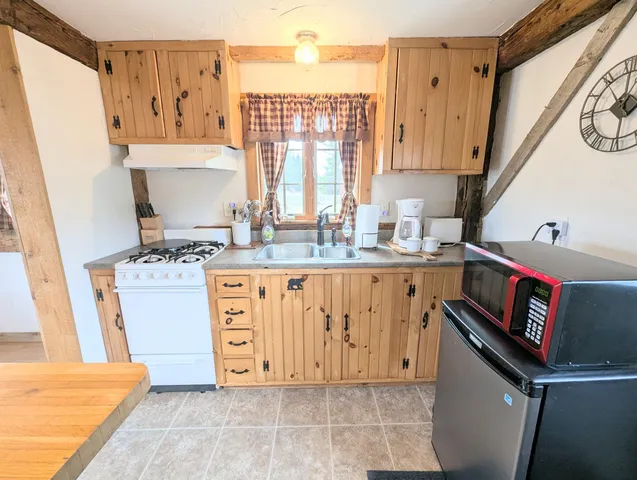 $434,950 | 691 Old Stone House Road, Brownington, VT 05860