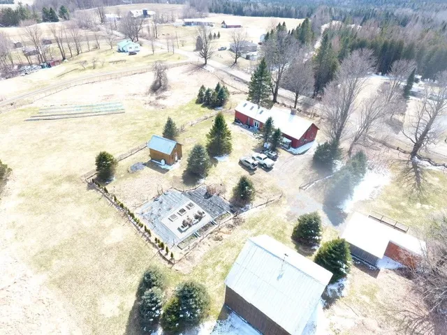 $434,950 | 691 Old Stone House Road, Brownington, VT 05860