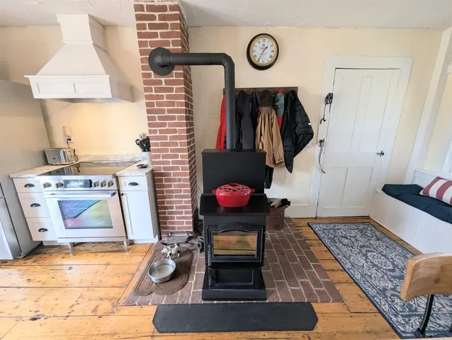 $434,950 | 691 Old Stone House Road, Brownington, VT 05860