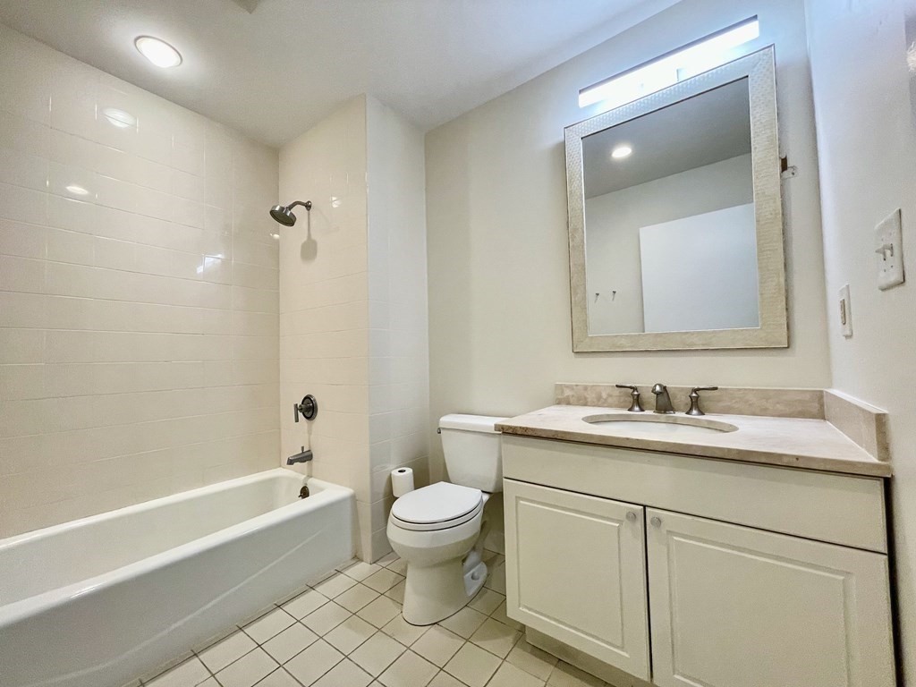 80 Broad Street, Unit 601 Boston, MA 02110 - Photo 14 of 26