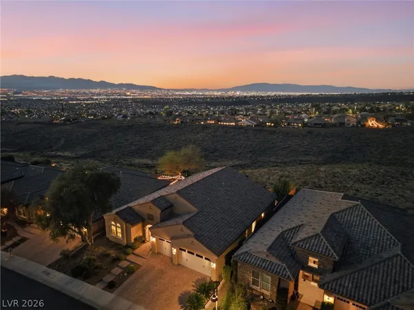 $1,299,900 | 2857 Josephine Drive, Henderson, NV 89044