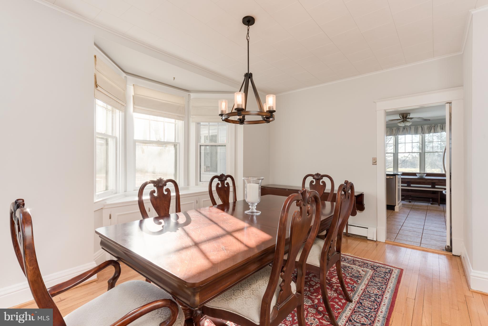 12721 Dulaney Valley Road Phoenix, MD 21131 - Photo 8 of 51 Dining room