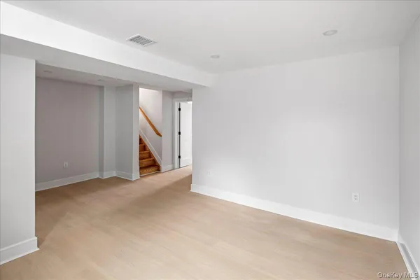 $2,195,000 | 949 Midway, Woodmere, NY 11598