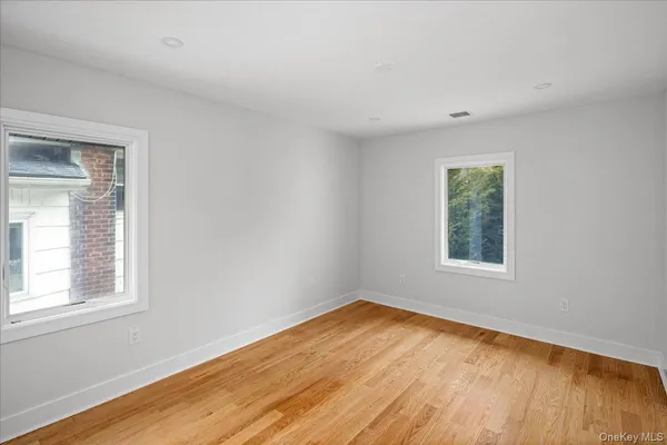 $2,195,000 | 949 Midway, Woodmere, NY 11598