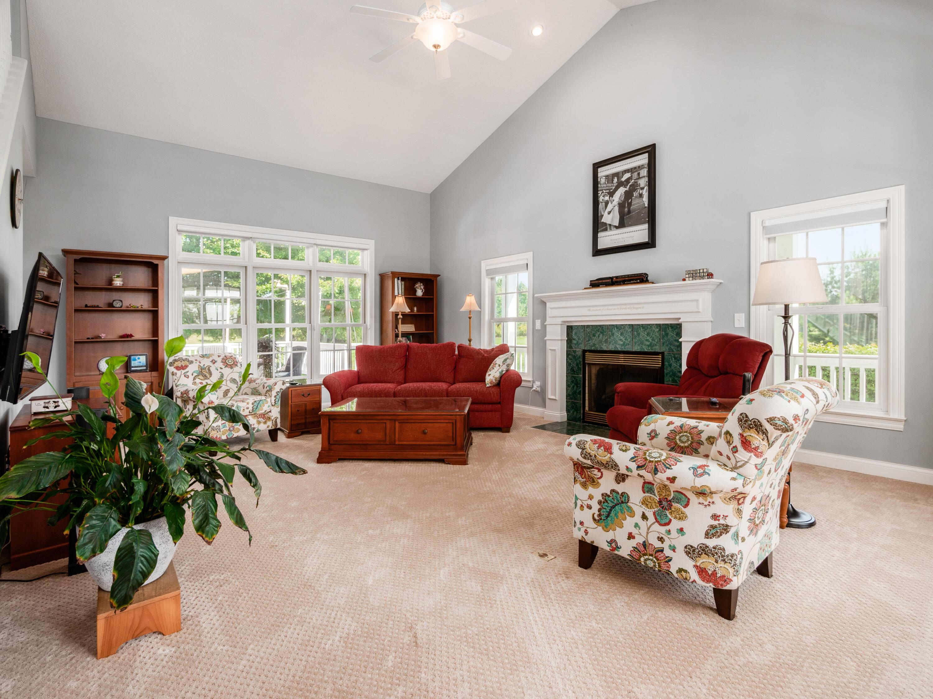 12344 Gorsuch Road Galena, OH 43021 - Photo 12 of 47 Living Room