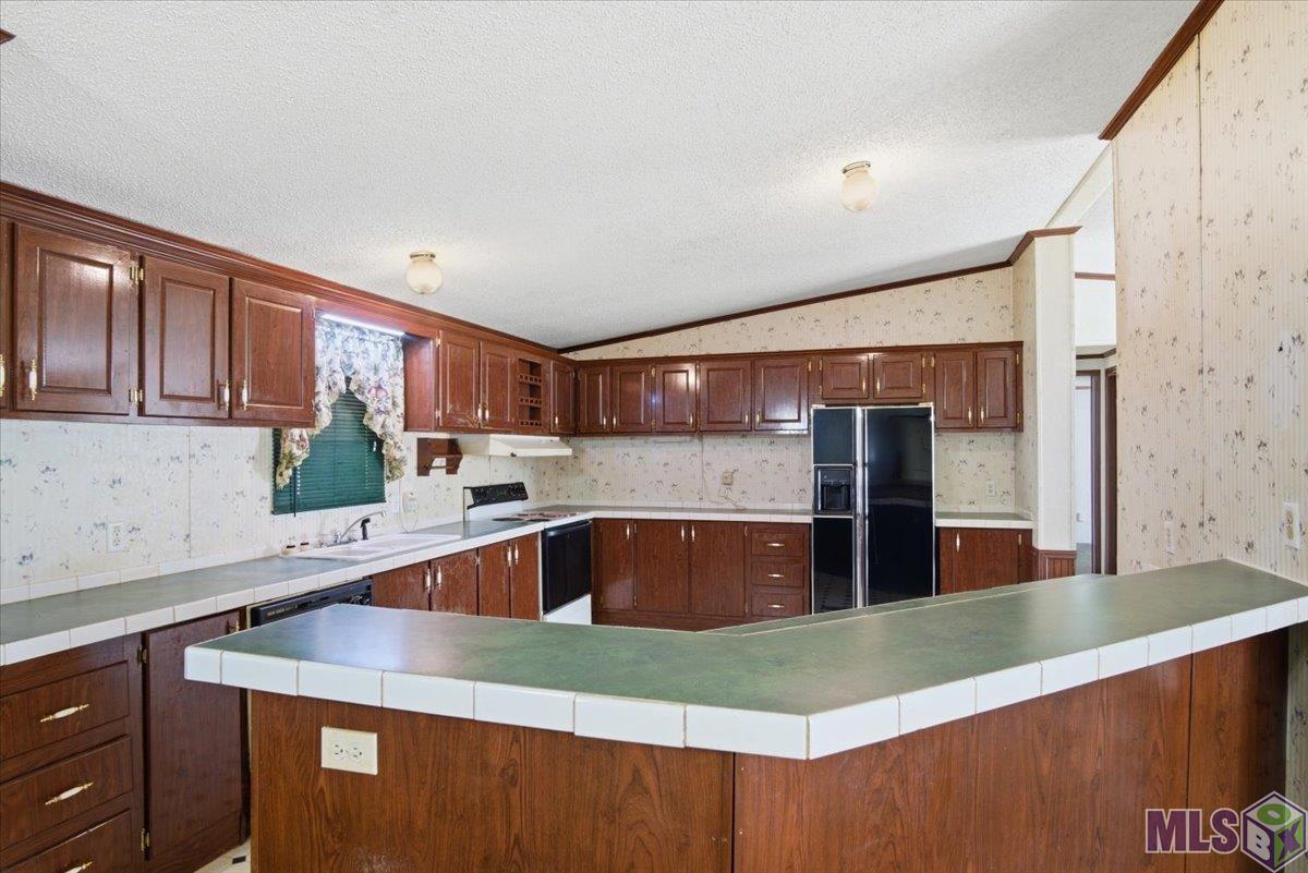 37990 Nan Wesley Road Denham Springs, LA 70706 - Photo 7 of 15