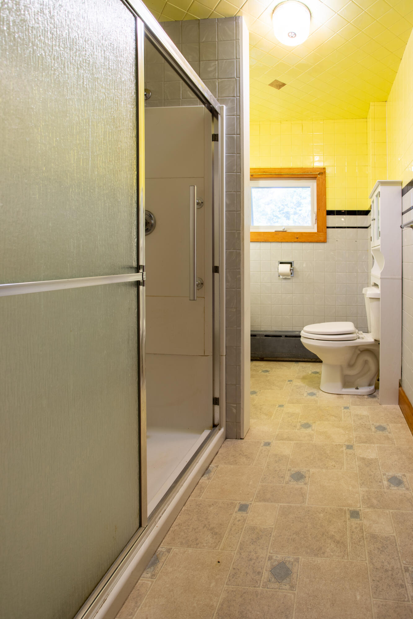 567 Haley Road Kittery, ME 03905 - Photo 14 of 22 567Haley_bath