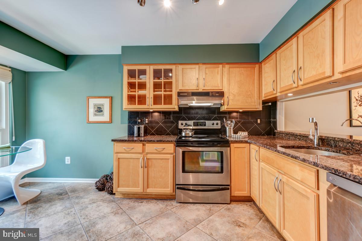 2003 Lyttonsville Road Silver Spring, MD 20910 - Photo 12 of 36