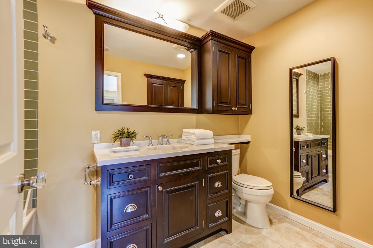 2003 Lyttonsville Road Silver Spring, MD 20910 - Photo 23 of 36