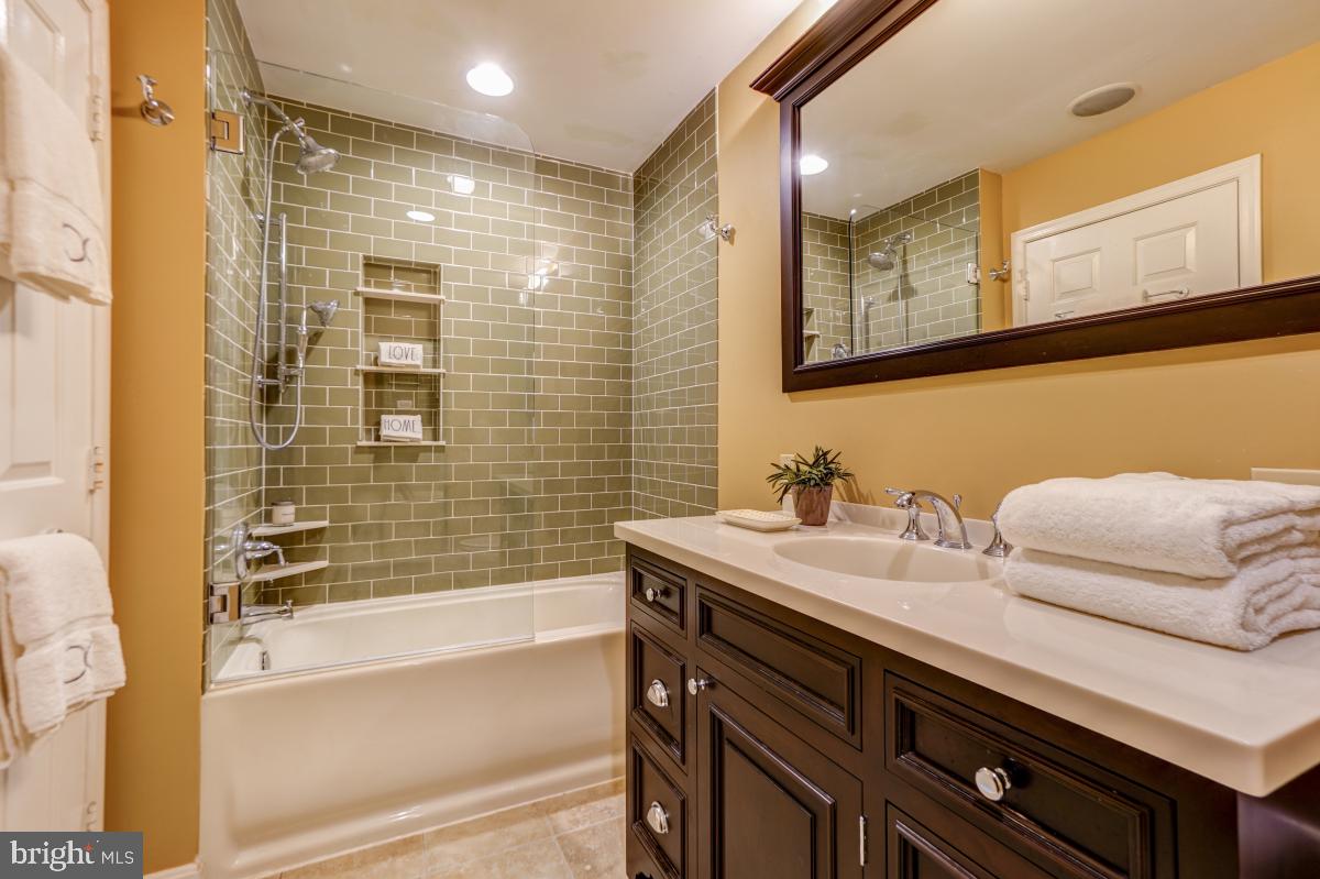 2003 Lyttonsville Road Silver Spring, MD 20910 - Photo 24 of 36