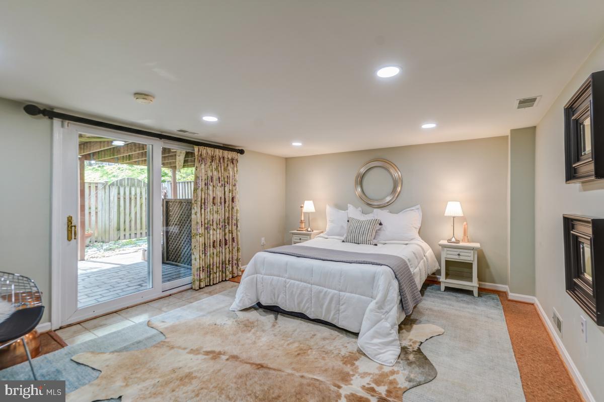 2003 Lyttonsville Road Silver Spring, MD 20910 - Photo 30 of 36