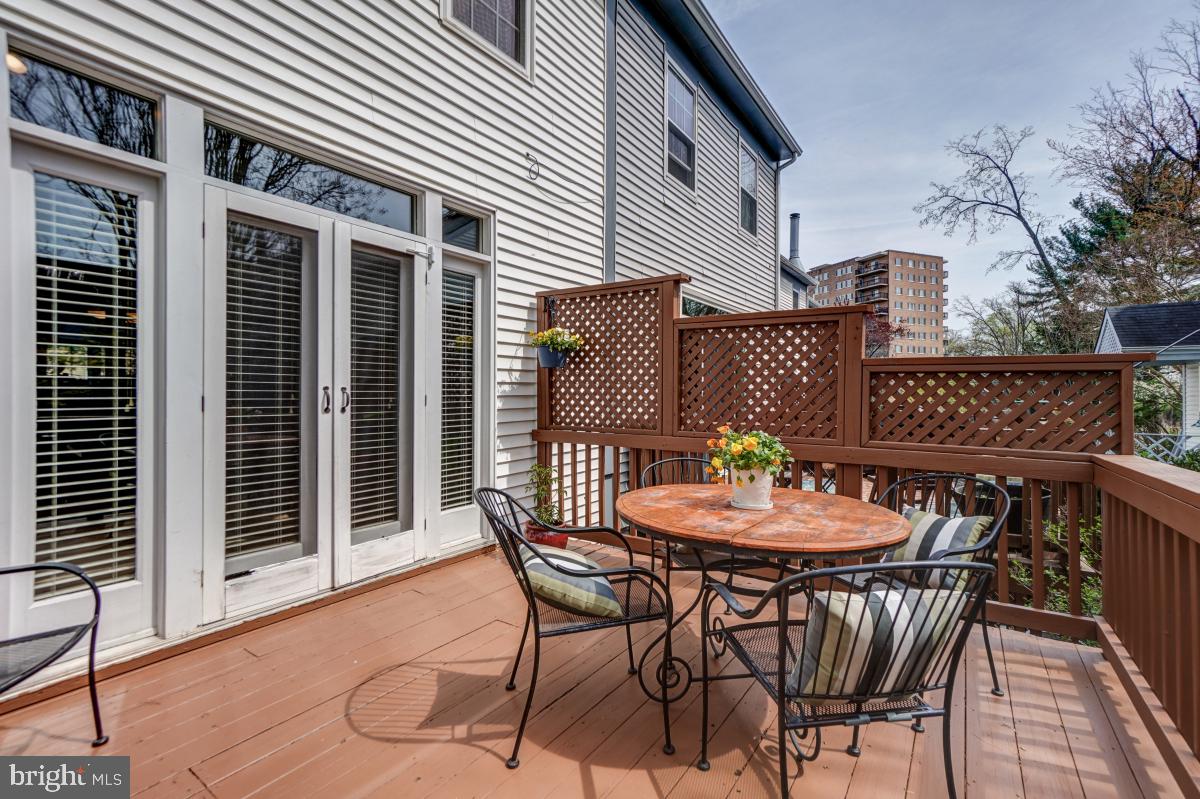 2003 Lyttonsville Road Silver Spring, MD 20910 - Photo 34 of 36