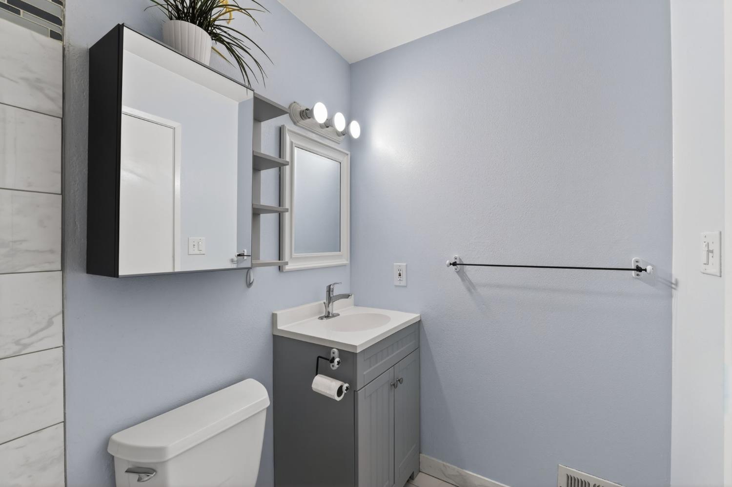 2708 Pole Line Road, Unit 2 Davis, CA 95618 - Photo 19 of 37