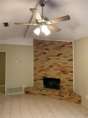 $1,700 | 5410 King Manor Drive, Lake Dallas, TX 75065