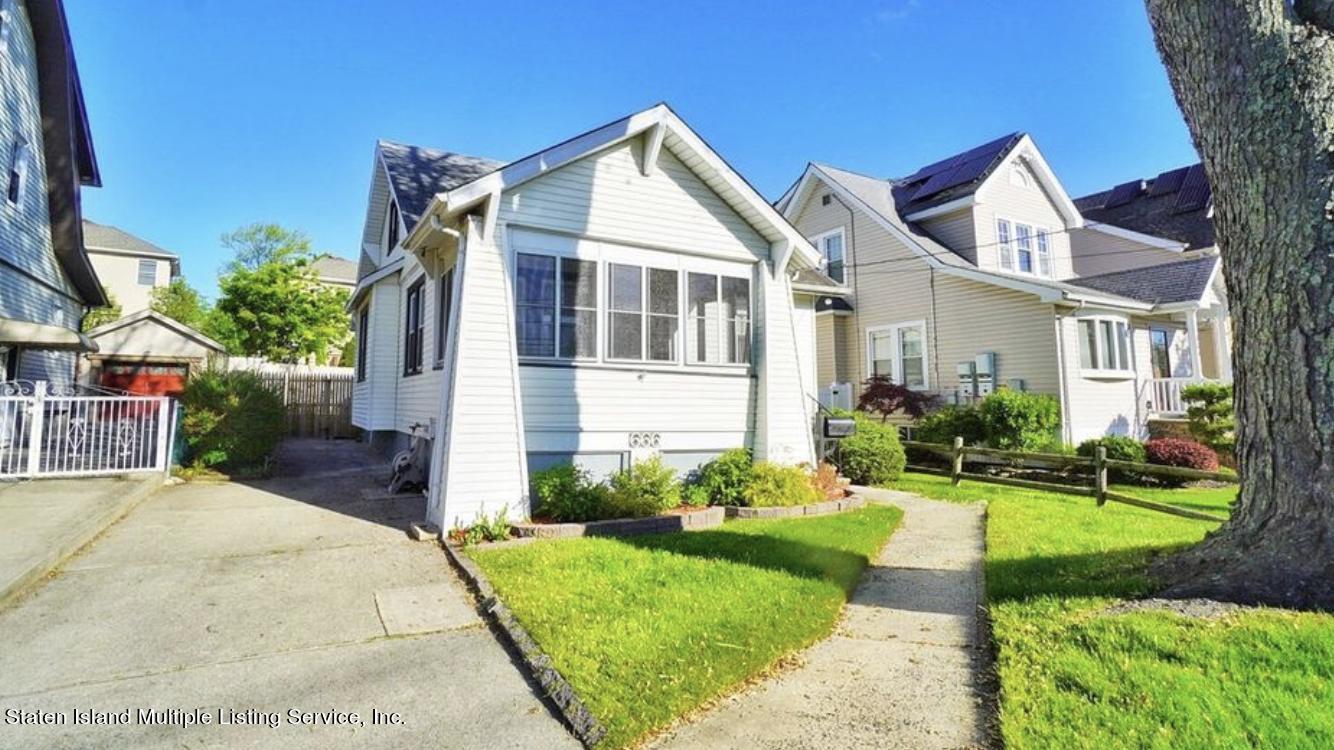 666 Annadale Road Staten Island, NY 10312 - Photo 1 of 30 6E5E86D7-5A9F-405C-94EC-C48287DDD4A6