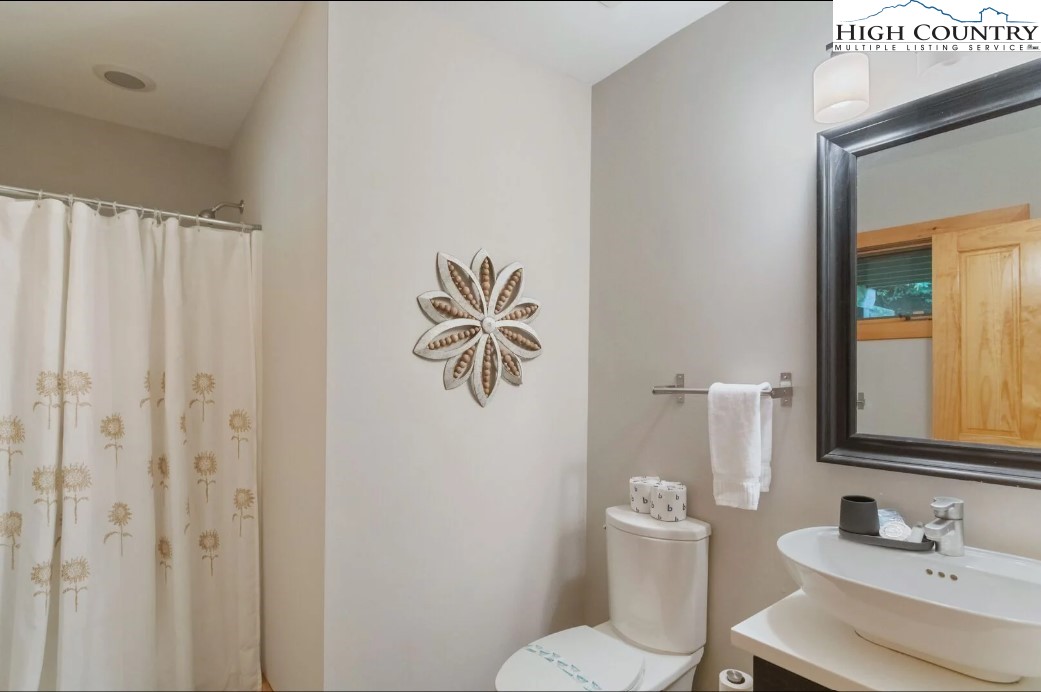 441 Laurel Fork Road Vilas, NC 28692 - Photo 19 of 35 Gallery Image 19