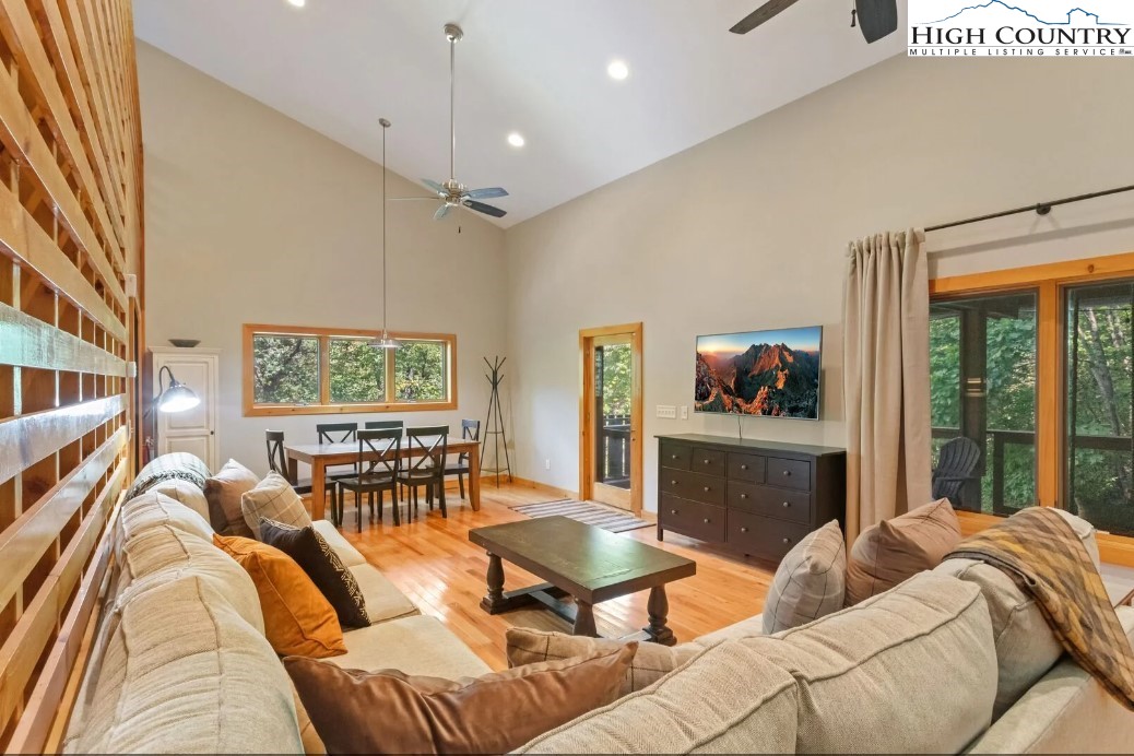 441 Laurel Fork Road Vilas, NC 28692 - Photo 5 of 35 Gallery Image 5